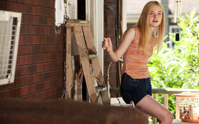 

Celebrity Elle Fanning Actresses United States HD Wall Poster Fine Art Print(12 inch X 18 inch, Rolled)