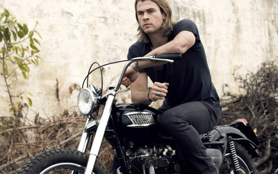 

Celebrity Chris Hemsworth Actors Australia Australian Actor HD Wall Poster Fine Art Print(12 inch X 18 inch, Rolled)