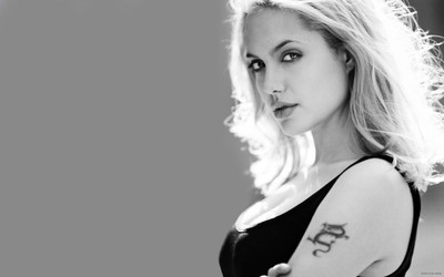 

Celebrity Angelina Jolie Actresses United States HD Wall Poster Photographic Paper(12 inch X 18 inch, Rolled)