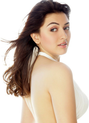 

Celebrity Hansika Motwani Actresses India HD Wall Poster Fine Art Print(12 inch X 18 inch, Rolled)