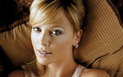 

Celebrity Charlize Theron Actresses South Africa HD Wall Poster Photographic Paper(12 inch X 18 inch, Rolled)