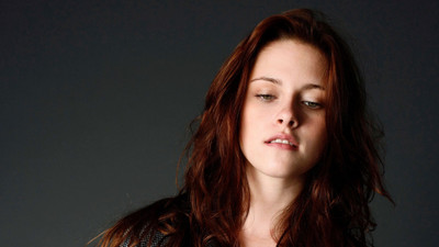

Akhuratha Wall Poster Celebrity Kristen Stewart Actresses Paper Print(12 inch X 18 inch, Rolled)