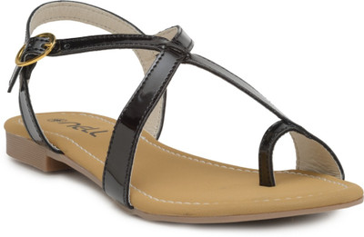 

Nell Women black Flats
