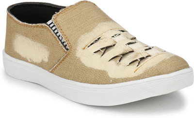 

Despacito Despacito Denim Jeans Slip On Sneaker Shoes For Men Sneakers For Men(Beige, Begie