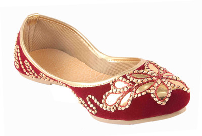 

Shopping Station Women Red Bellies