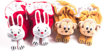 

Ole Baby 3D Plush Soft Velvet Fur Fabric light weight Newborn Infant Non Slip Anti Skid Sole Prewalker Crib Shoes Baby girl Baby Boy shoes 0-4 Months Pack of 2 Booties(Toe to Heel Length - 10 cm Multicolor)