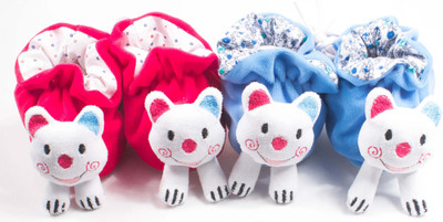 

Ole Baby 3D Plush Soft Velvet Fur Fabric light weight Newborn Infant Non Slip Anti Skid Sole Prewalker Crib Shoes Baby girl Baby Boy shoes 0-4 Months Pack of 2 Booties(Toe to Heel Length - 10 cm Multicolor)