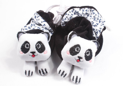 

Ole Baby 3D Plush Soft Velvet Fur Fabric light weight Newborn Infant Non Slip Anti Skid Sole Prewalker Crib Shoes Baby girl Baby Boy shoes 0-4 Months Booties(Toe to Heel Length - 10 cm Black)