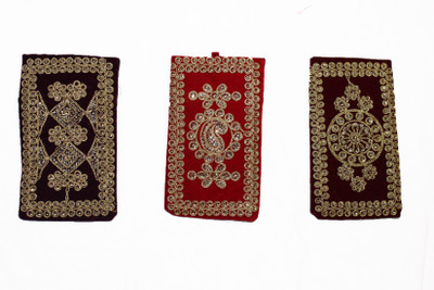 

Wonder Star Casual Red, Black, Blue Clutch, Black;blue;red