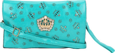 

BlackBird Casual Blue Clutch