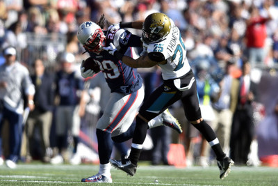 

Sports New England Patriots Football Wall Poster Paper Print(12 inch X 18 inch, Rolled)