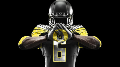 

Sports Oregon Ducks Football Wall Poster Paper Print(12 inch X 18 inch, Rolled)