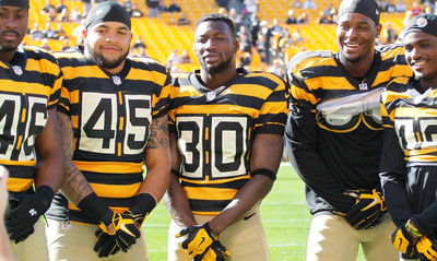 

Sports Pittsburgh Steelers Football Wall Poster Paper Print(12 inch X 18 inch, Rolled)