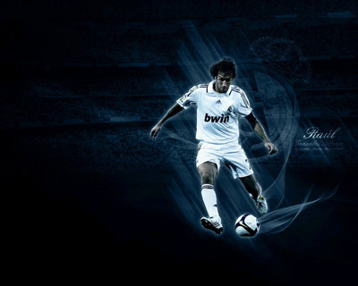 

Sports Raúl González Blanco Soccer Player HD Wall Poster Paper Print(12 inch X 18 inch, Rolled)