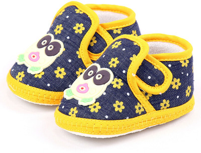 

VLS Lifestyle (0-12 M) Denim Flower Printed Booties(Toe to Heel Length - 11 cm Yellow)