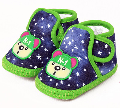 

VLS Lifestyle (0-12 M) Denim Star Printed Booties(Toe to Heel Length - 11 cm Green)