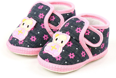 

VLS Lifestyle (0-12 M) Denim Flower Printed Booties(Toe to Heel Length - 11 cm Pink)