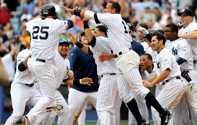 

Akhuratha Poster Sports New York Yankees Baseball HD Wallpaper Background Fine Art Print(12 inch X 18 inch, Rolled)