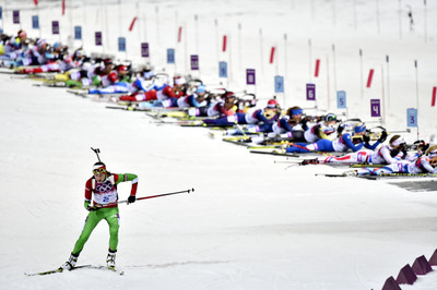 

Akhuratha Poster Sports Skiing HD Wallpaper Background Fine Art Print(12 inch X 18 inch, Rolled)