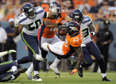 

Sports Seattle Seahawks Football Wall Poster Paper Print(12 inch X 18 inch, Rolled)