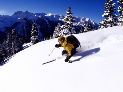 

Akhuratha Poster Sports Skiing HD Wallpaper Background Fine Art Print(12 inch X 18 inch, Rolled)