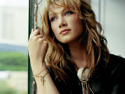 

Akhuratha music-delta-goodrem-singers-australia-ezrehzkvu Wall Poster Paper Print(12 inch X 18 inch, Rolled)
