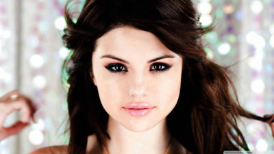 

Akhuratha music-selena-gomez-singers-united-states-gvwumazcj Wall Poster Paper Print(12 inch X 18 inch, Rolled)
