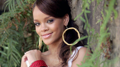 

Akhuratha music-rihanna-singers-akmuz-gyqhyezwky Wall Poster Paper Print(12 inch X 18 inch, Rolled)
