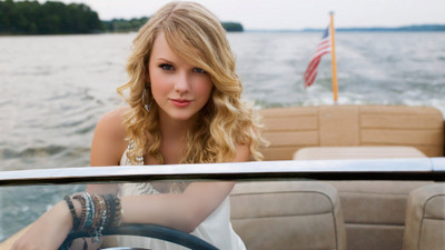 

Music Taylor Swift Singers United States Wall Poster Fine Art Print(12 inch X 18 inch, Rolled)