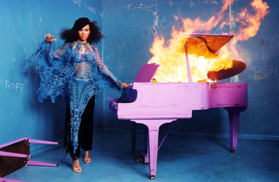 

music-alicia-keys-singers-united-states-eqzgtgsy Wall Poster Paper Print(12 inch X 18 inch, Rolled)