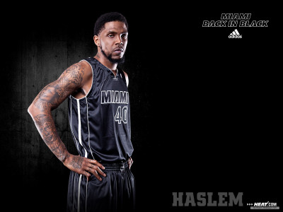 

Sports Miami Heat Basketball Wall Poster Paper Print(12 inch X 18 inch, Rolled)