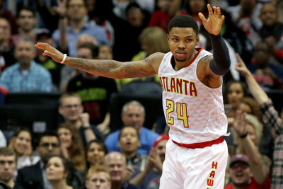 

Sports Atlanta Hawks Wall Poster Paper Print(12 inch X 18 inch, Rolled)