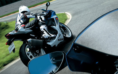 

Sports Motorcycle Racing Motorcycle Racing Track Race Track Suzuki Wall Poster Paper Print(12 inch X 18 inch, Rolled)