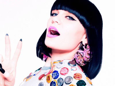 

music-jessie-j-singers-united-kingdom-wjxwkem Wall Poster Paper Print(12 inch X 18 inch, Rolled)