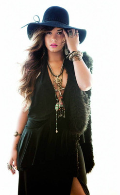 

Akhuratha music-demi-lovato-singers-united-states-gjhtcjqq Wall Poster Paper Print(12 inch X 18 inch, Rolled)