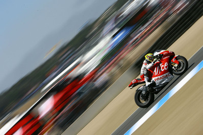 

Akhuratha Poster Sports Motorcycle Racing HD Wallpaper Background Fine Art Print(12 inch X 18 inch, Rolled)