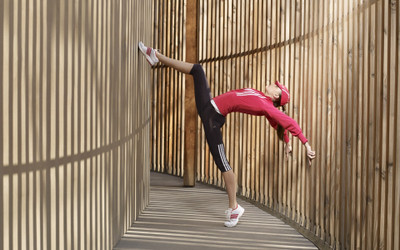 

Sports Women Wall Poster Paper Print(12 inch X 18 inch, Rolled)