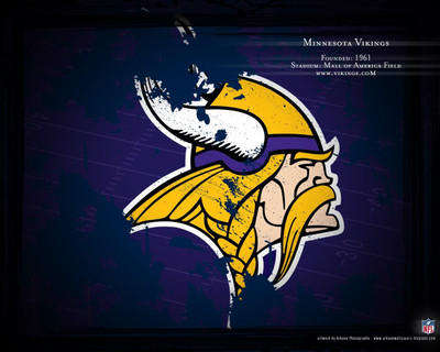 

Sports Minnesota Vikings Football Wall Poster Paper Print(12 inch X 18 inch, Rolled)