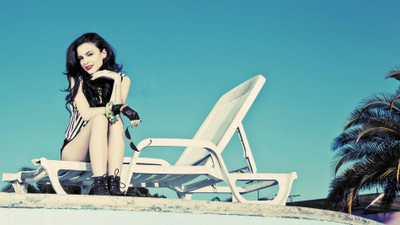 music-cher-lloyd-singers-united-kingdom-tqnsnus Wall Poster Paper Print(12 inch X 18 inch, Rolled)