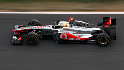 

Akhuratha Poster Sports F1 Racing HD Wallpaper Background Fine Art Print(12 inch X 18 inch, Rolled)