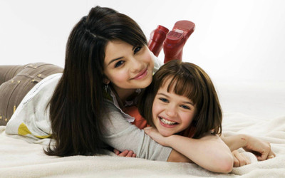 

music-selena-gomez-singers-united-states-xaqwapq Wall Poster Paper Print(12 inch X 18 inch, Rolled)