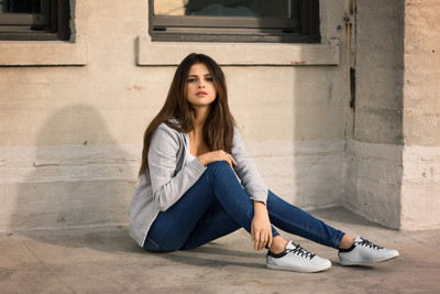 

Music Selena Gomez Singers United States HD Wallpaper Background Fine Art Print(12 inch X 18 inch, Rolled)