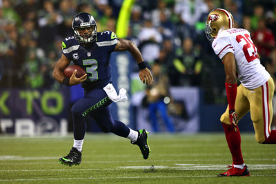 

Sports Seattle Seahawks Football Wall Poster Paper Print(12 inch X 18 inch, Rolled)