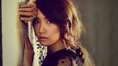 

Akhuratha music-im-yoona-singers-south-korea-pxqjryh Wall Poster Paper Print(12 inch X 18 inch, Rolled)