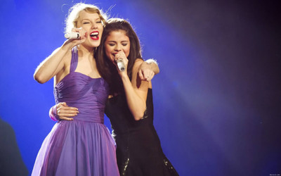 

Akhuratha music-taylor-swift-singers-united-states-yezxbyzk Wall Poster Paper Print(12 inch X 18 inch, Rolled)