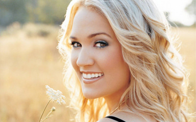 

Akhuratha music-carrie-underwood-singers-united-states-eydphembv Wall Poster Paper Print(12 inch X 18 inch, Rolled)