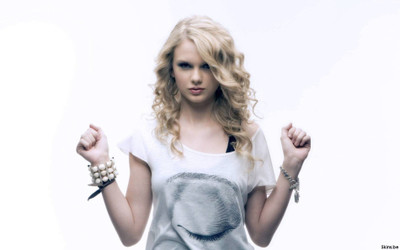 

Akhuratha music-taylor-swift-singers-united-states-fyjgqewbd Wall Poster Paper Print(12 inch X 18 inch, Rolled)