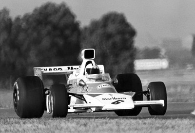 

Akhuratha Poster Sports F1 Racing HD Wallpaper Background Fine Art Print(12 inch X 18 inch, Rolled)