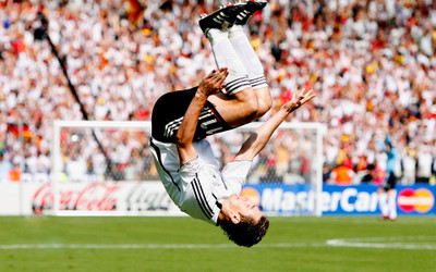 

Sports Miroslav Klose Soccer Player Wall Poster Paper Print(12 inch X 18 inch, Rolled)