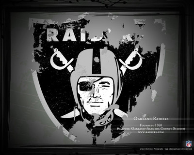 

Sports Oakland Raiders Football HD Wall Poster Paper Print(12 inch X 18 inch, Rolled)